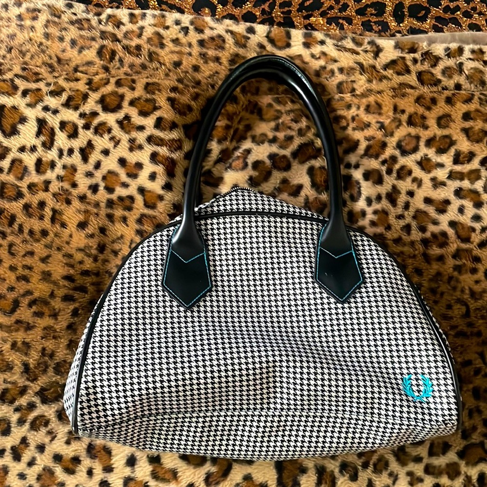 COPY - Fred Perry purse